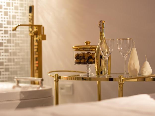 Apartament Gold Sauna&Jacuzzi Kołobrzeg Eksteriør billede